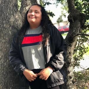 Meet your Posher, Leslie